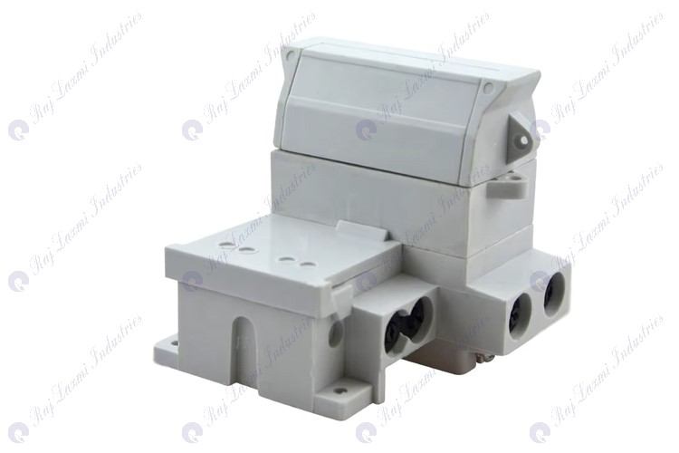 insulated house service